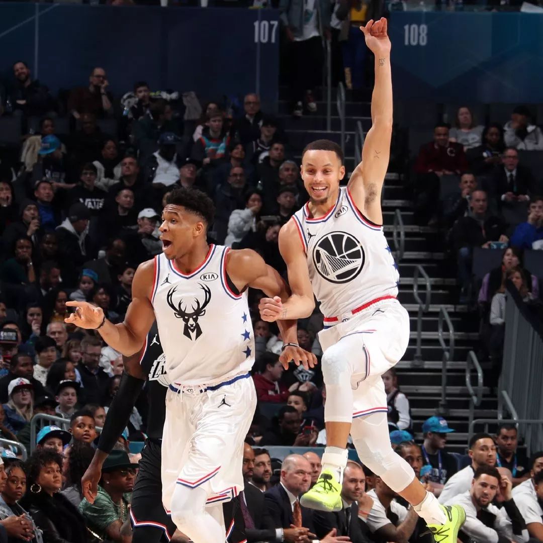 埃及球员到埃及国家队报到（埃及国脚赴国家队集合）