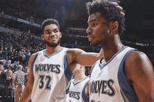 罗马诺：由于铃木彩艳受伤，帕尔马将评估自由市场上的门将（罗马诺：铃木彩艳伤停，帕尔马将从自由市场物色门将）