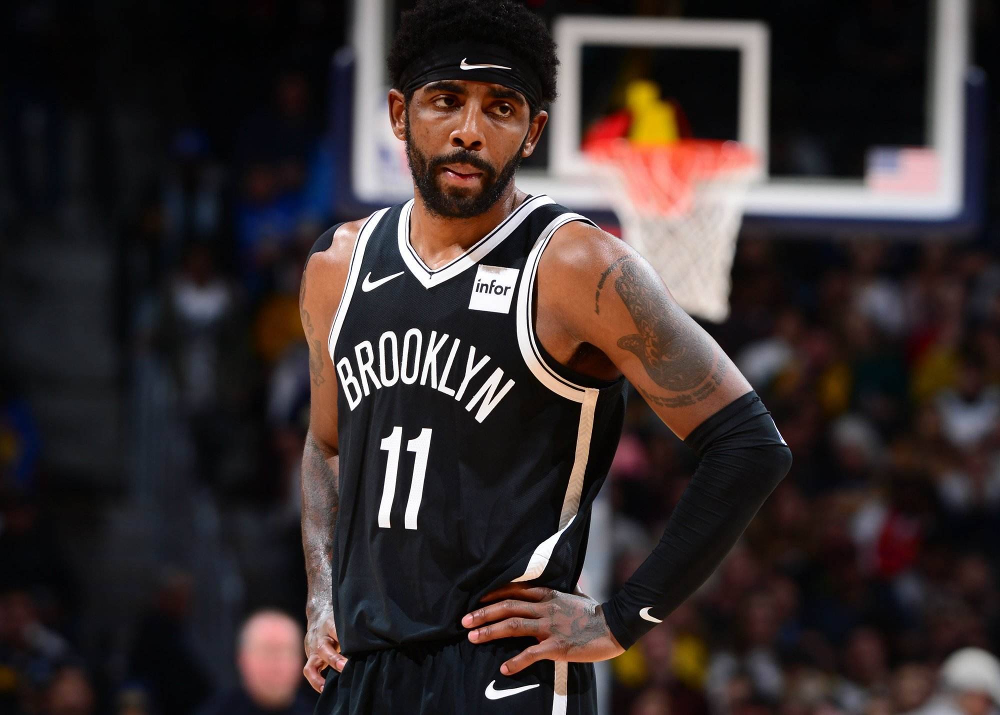 字母哥谈七连败：任何人不该只打着自己的小算盘，必须专注赢球（字母哥谈七连败：没人该只顾小算盘，必须把赢球放第一）