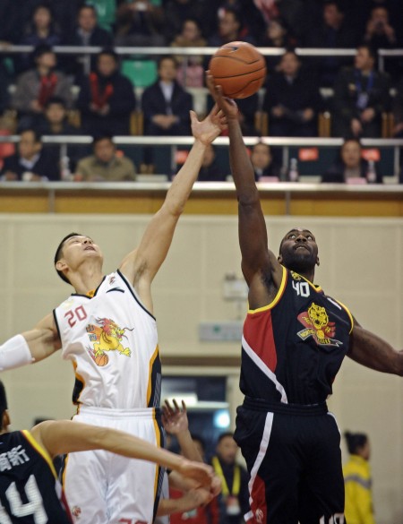 图片报：拜仁认真考虑格里马尔多，但尚未接触球员和勒沃库森（图片报：拜仁对格里马尔多兴趣浓厚，尚未与球员及勒沃库森接触）